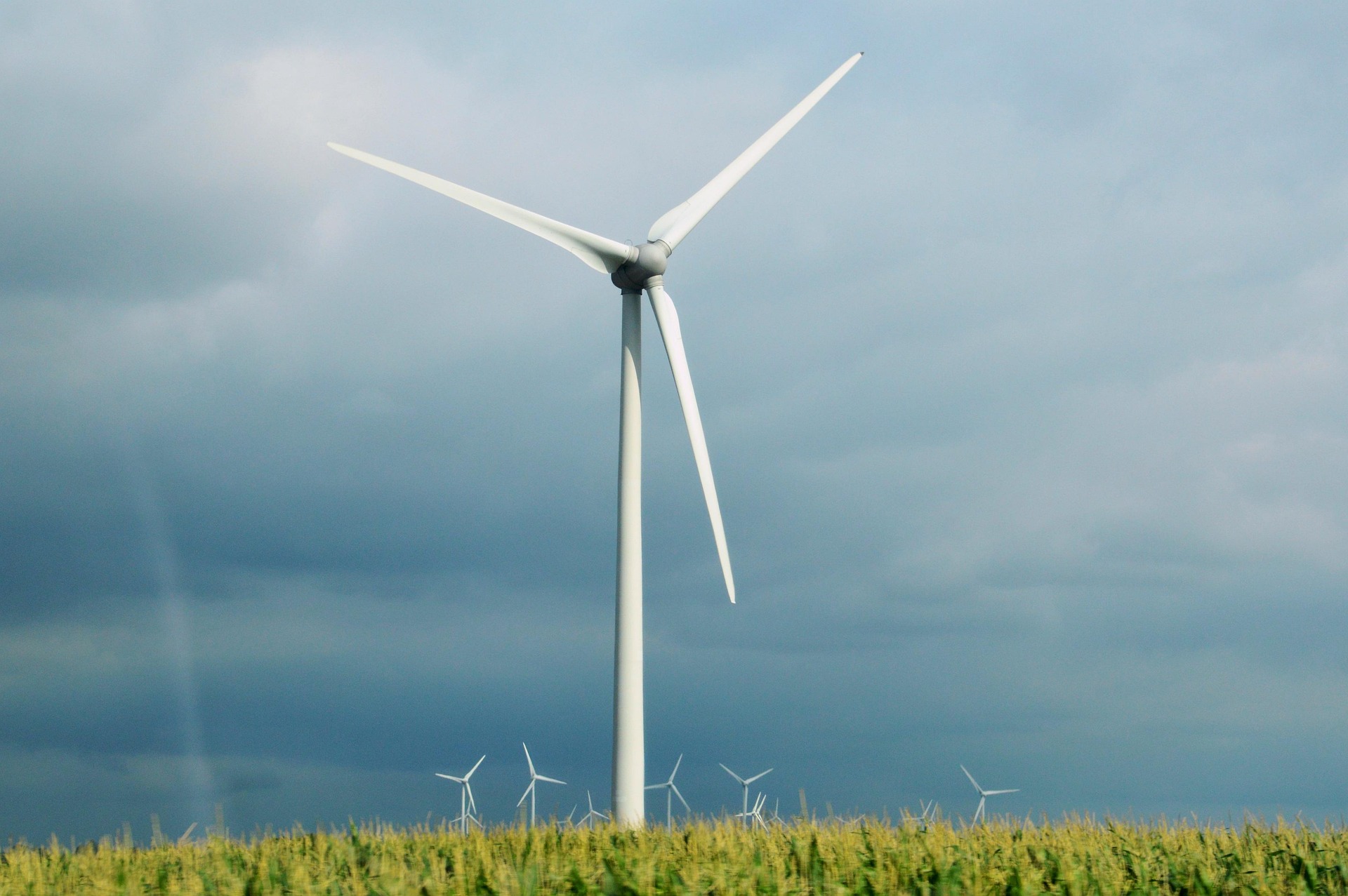 wind-turbine-3709110_1920